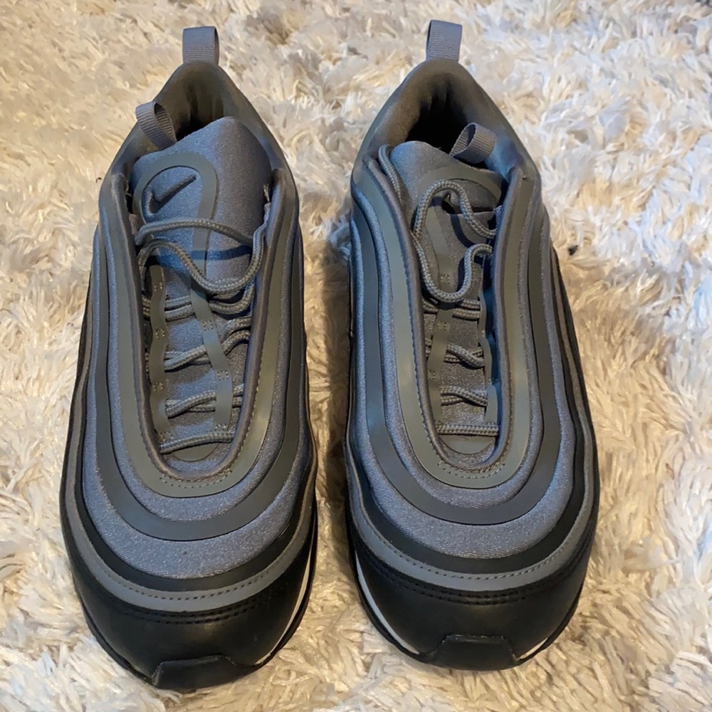 Womens Nike Air Max 97 Size 9